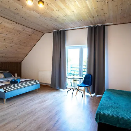 Goscinne Fuksja בית אירוח Nowecin