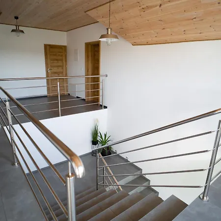 Goscinne Fuksja Séjour chez l'habitant Nowecin