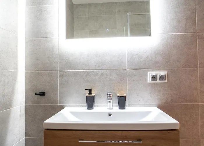 Goscinne Fuksja Pansiyon Nowecin